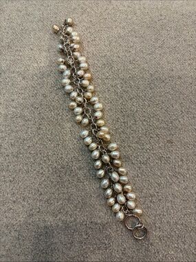 Silpada Cha-Cha Silver-Tone Cream Pearl Cluster Bracelet